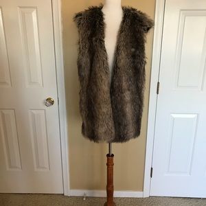 Zara knit faux fur vest